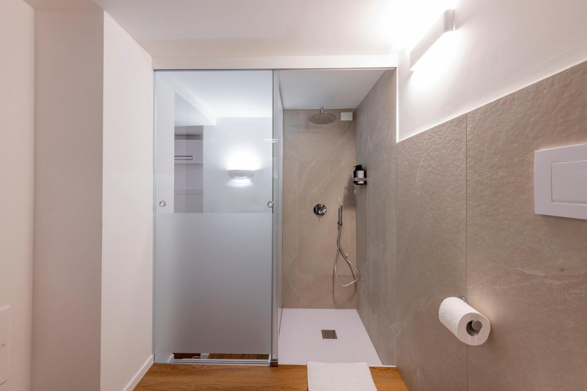 Bnbutler - Inbrera Suites - Giulianova, 1 Milão Exterior foto