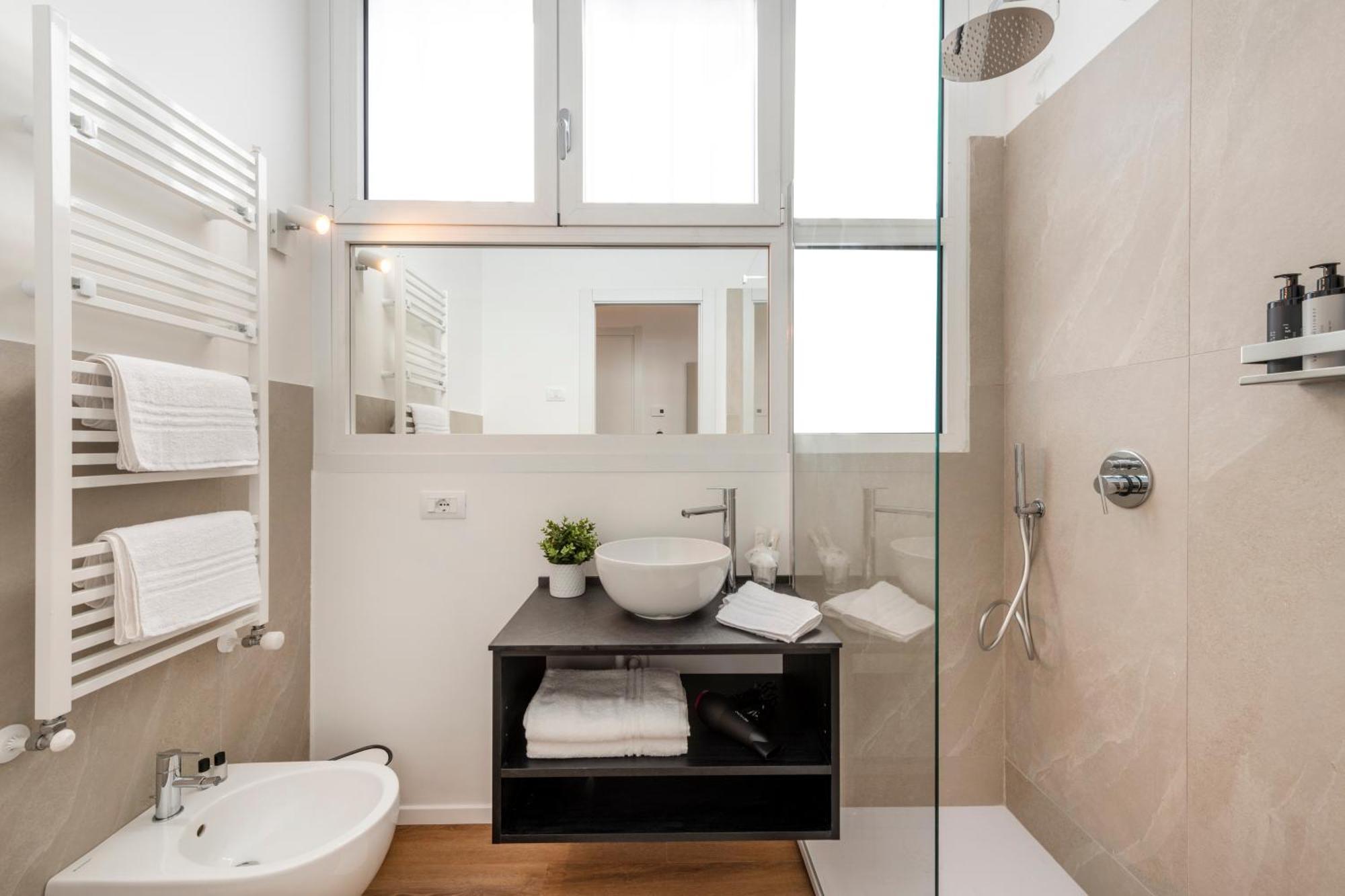 Bnbutler - Inbrera Suites - Giulianova, 1 Milão Exterior foto