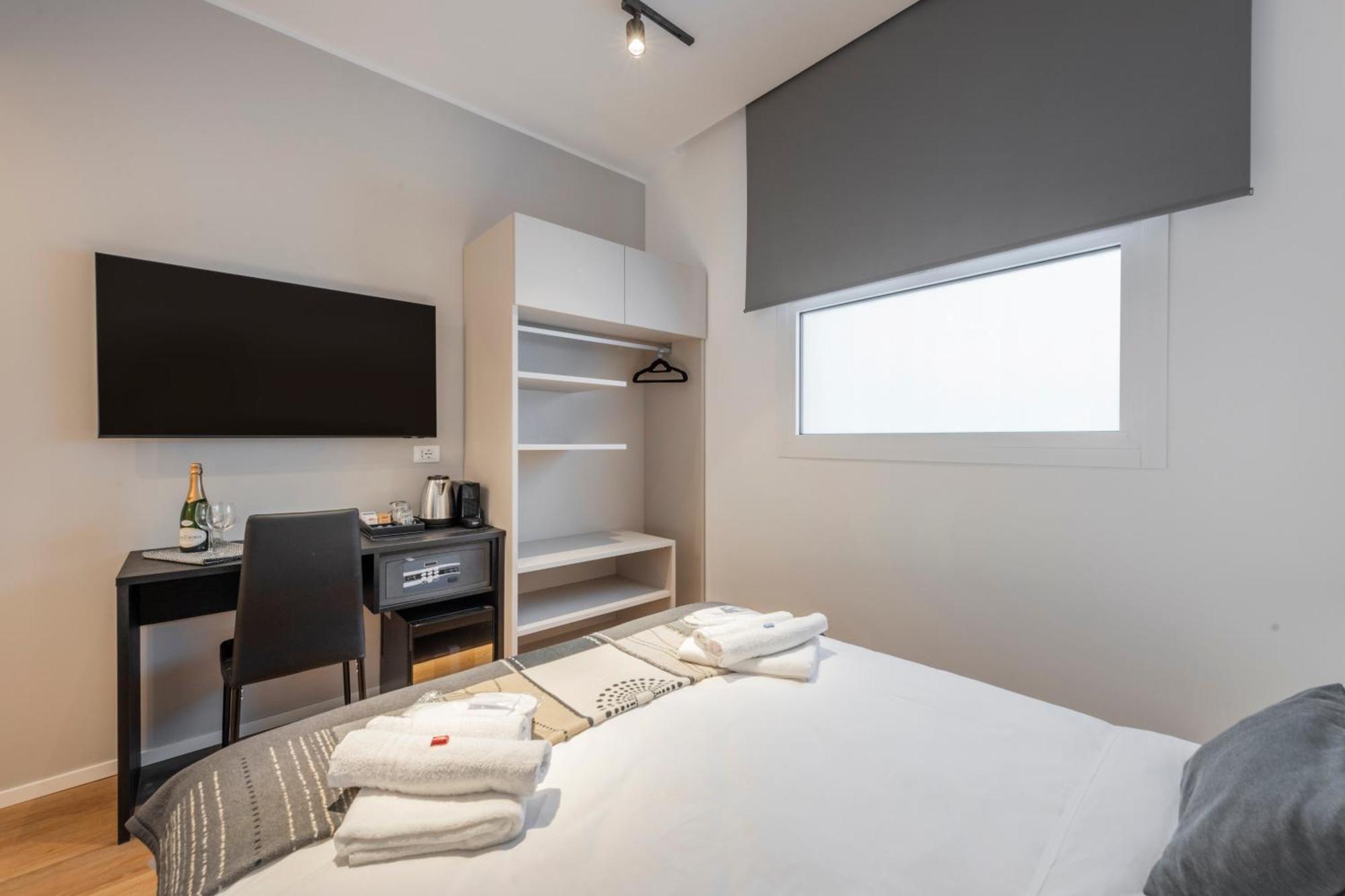 Bnbutler - Inbrera Suites - Giulianova, 1 Milão Exterior foto