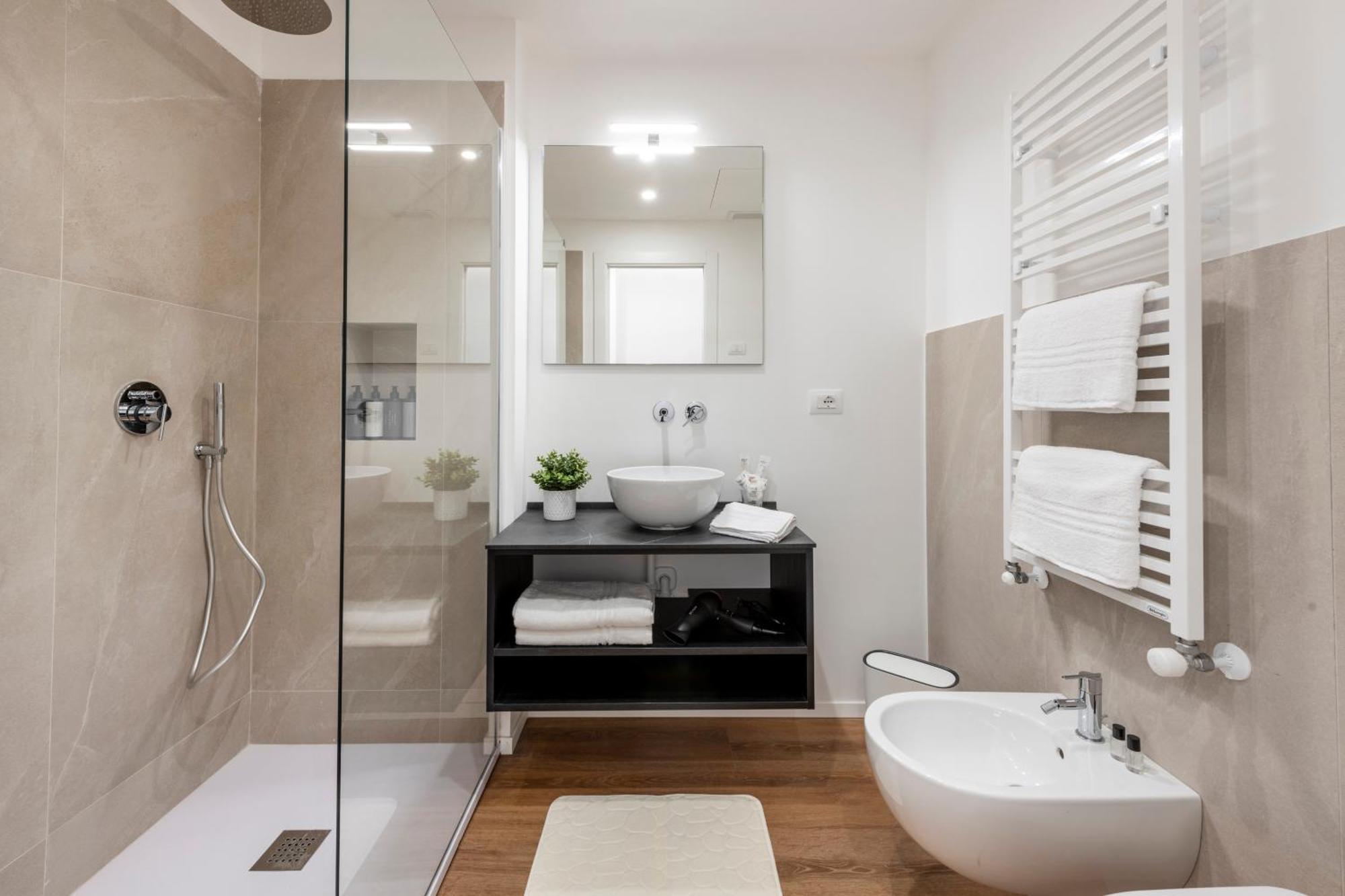 Bnbutler - Inbrera Suites - Giulianova, 1 Milão Exterior foto